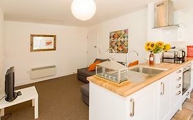 Beddoe Apartments Premier Lodge Eastleigh Near Winchester And Southampton